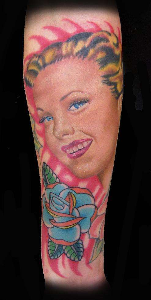 Pin Up Girl w/ traditional tattoo