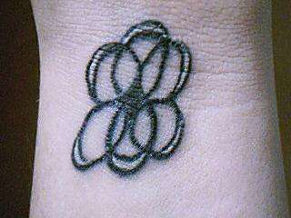 Basic Flower tattoo