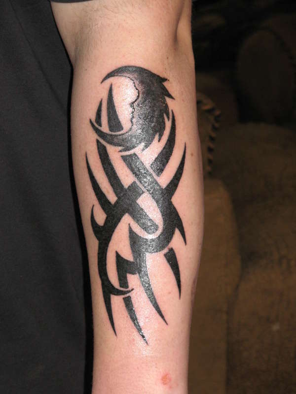 Tribal Piece on my forearm tattoo
