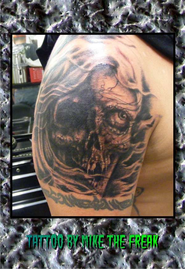 custom skull tattoo