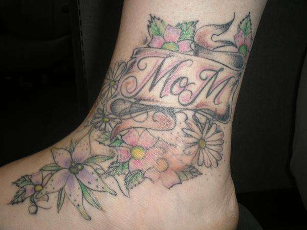 Mom 2 tattoo