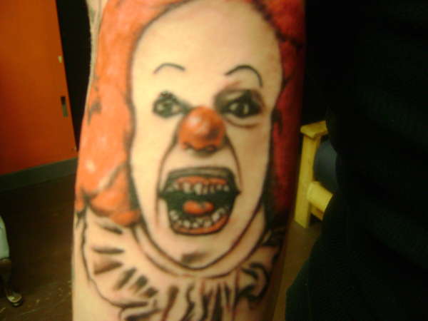 clown from it tattoo