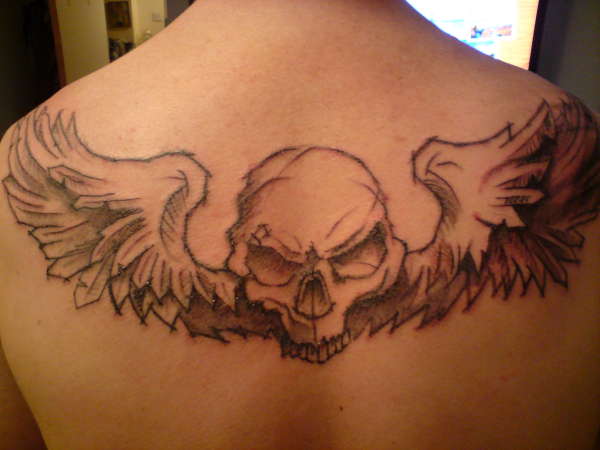 SKULL WITH WINGS SKETCHY LOOK tattoo