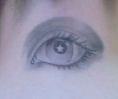 eye tattoo