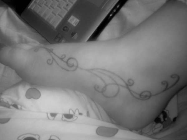 foot tattoo tattoo