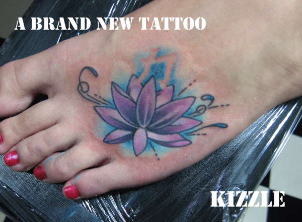 Cute foot flower.... tattoo