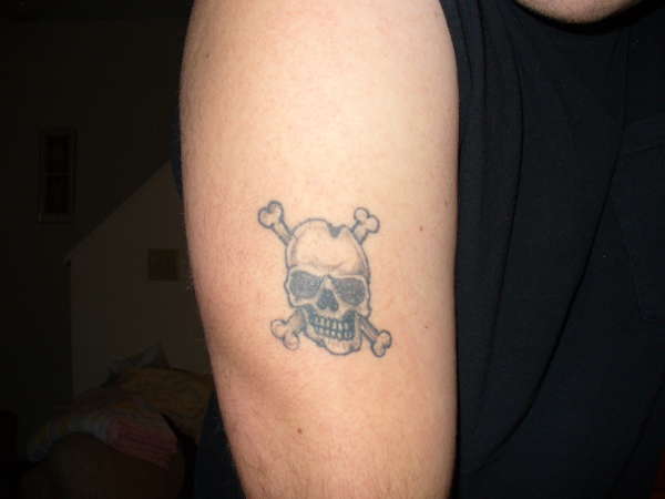 it a skull and cross bones tattoo