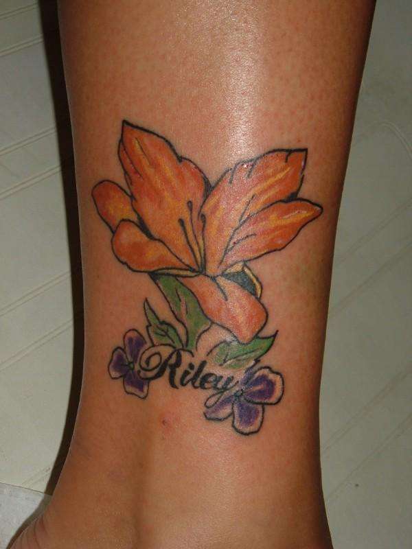 Lilly tattoo