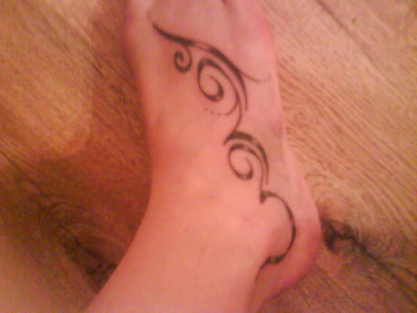 foot tattoo tattoo