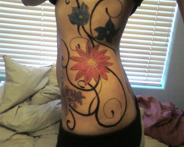flowers & vines tattoo