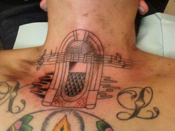 outline tattoo