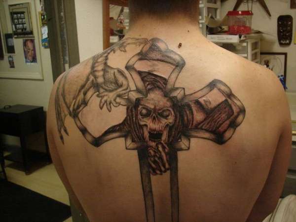 cross tattoo