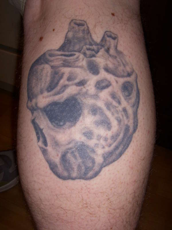 skull heart tattoo