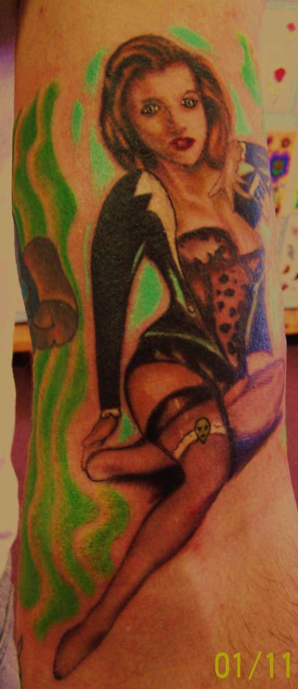 A Better Pic of "Dana Scully" Pin Up Doll tattoo