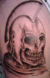 dead spartan skull tat tattoo