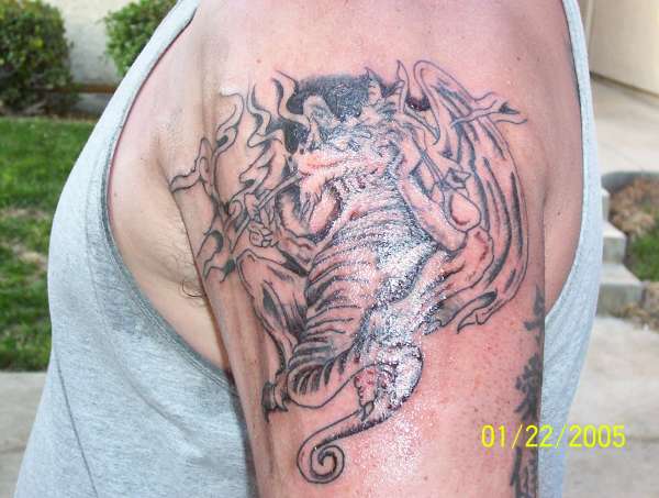 smoky the dragon tattoo