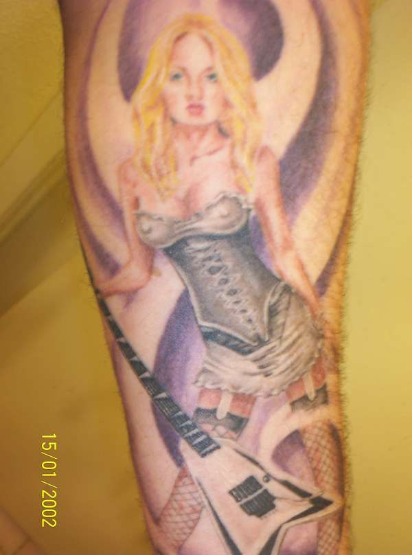 Babe with Randy Rhoads flying V tattoo