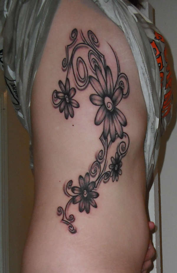Daisy Side Tattoo tattoo