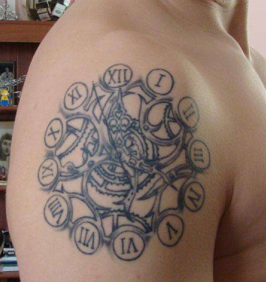 clock tattoo