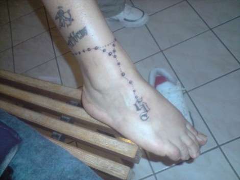S tattoo