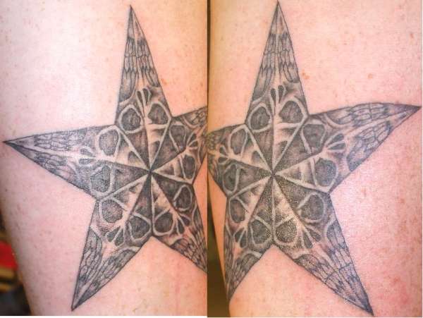 skull nautical tattoo