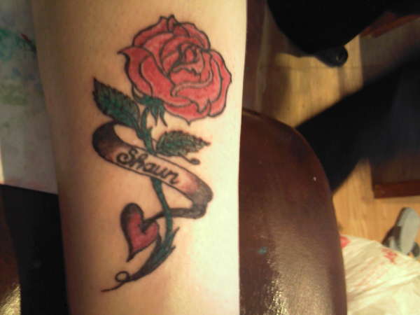 rose tattoo