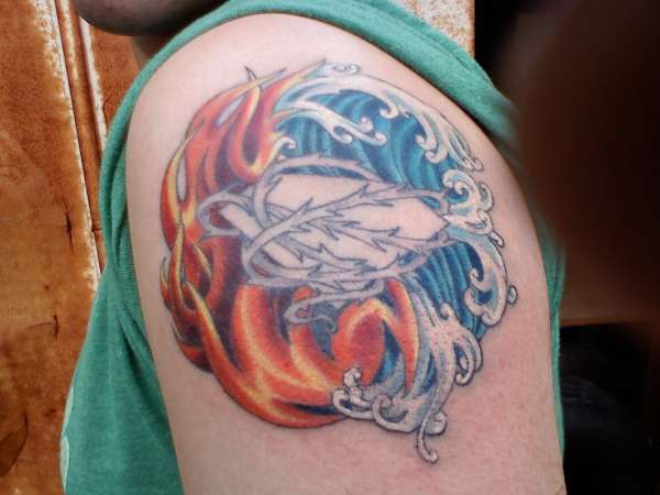 custom tat tattoo