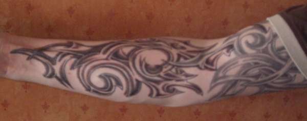 Freehand Tribal Inner Sleeve tattoo