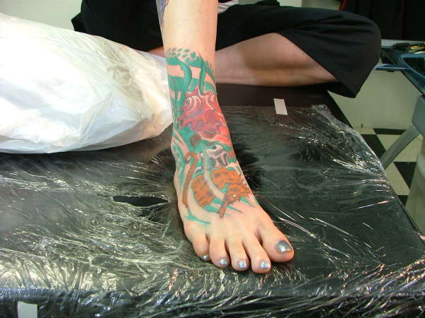 foot tattoo