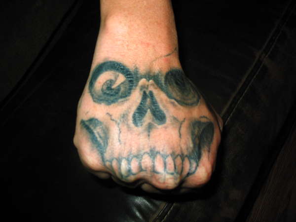 skull tattoo