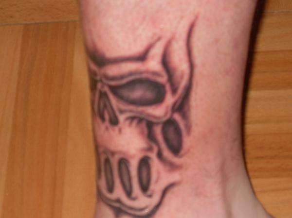 skulls tattoo