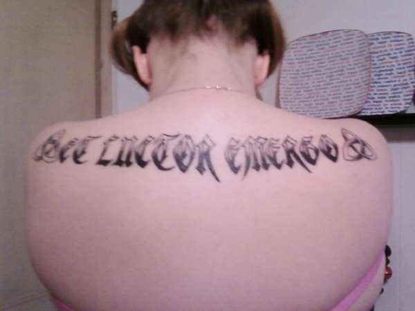 Et Luctor Emergo tattoo