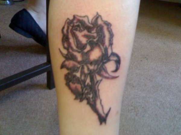 black n grey rose tattoo