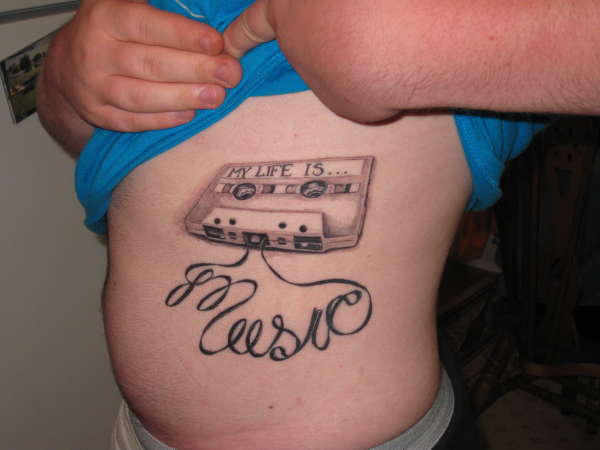 My lif e is.. MUSIC tattoo