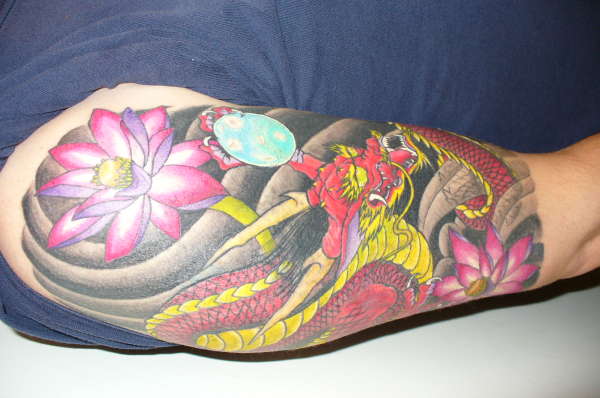 cover up color done tattoo