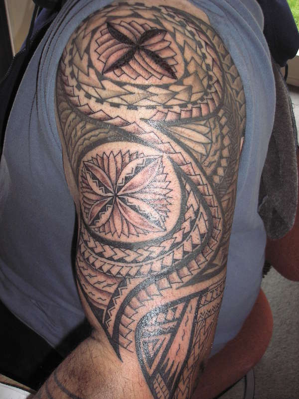 samoan sleeve tattoo