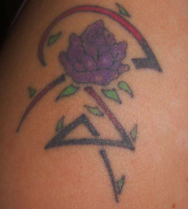 rose tat tattoo