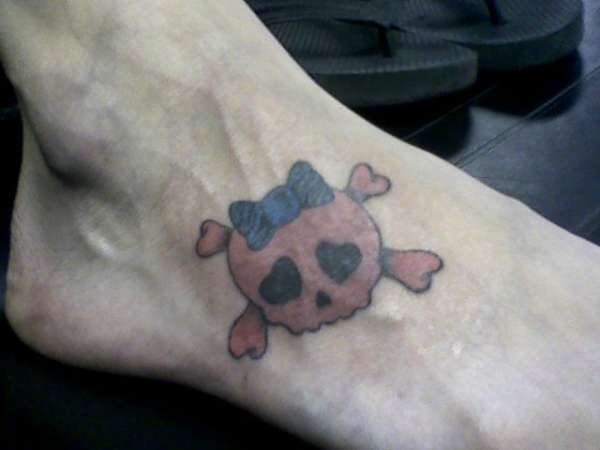 pink skull tattoo