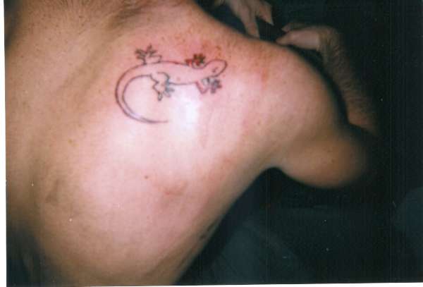 'Lizard' outline tattoo