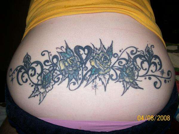 heart and roses tattoo