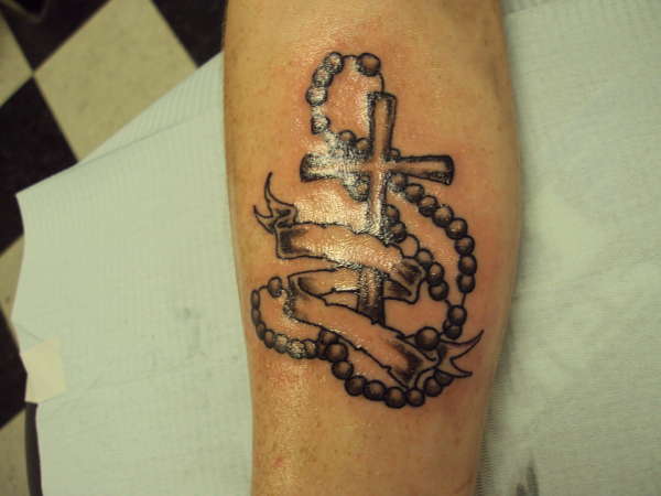 cross tattoo